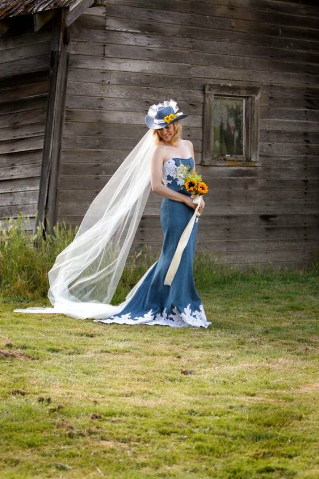 BRIDE CHIC SAYING I DO IN DENIM